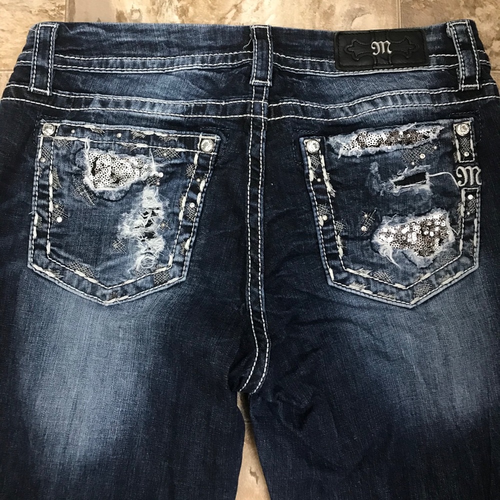 Miss Me Mid Rise Easy Straight Jeans - 28/33